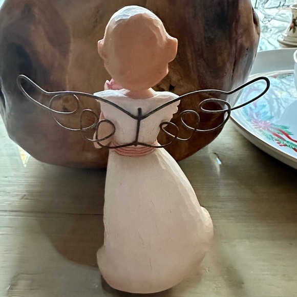 Heart Warmer Angel - Picture 2 of 3